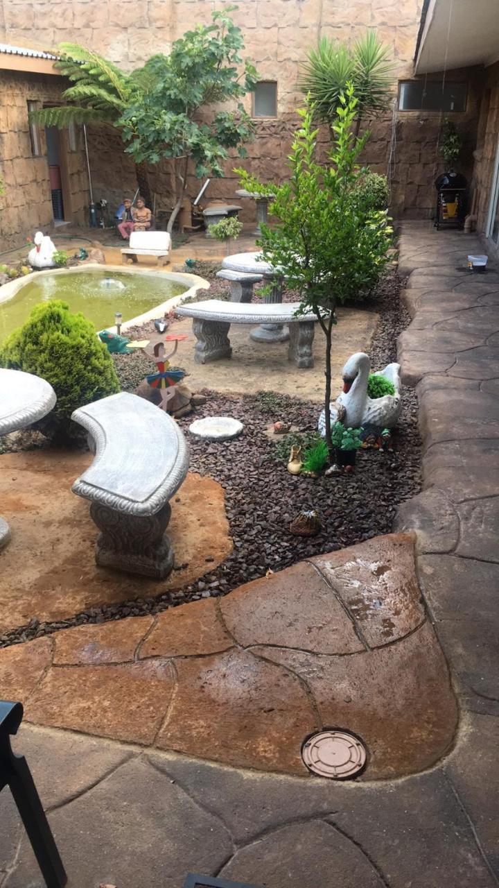 Rock Art Guesthouse Witbank Esterno foto