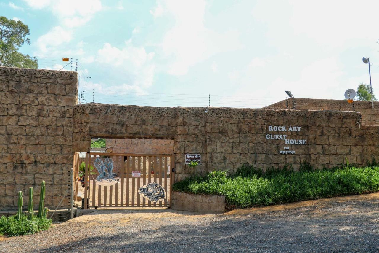 Rock Art Guesthouse Witbank Esterno foto