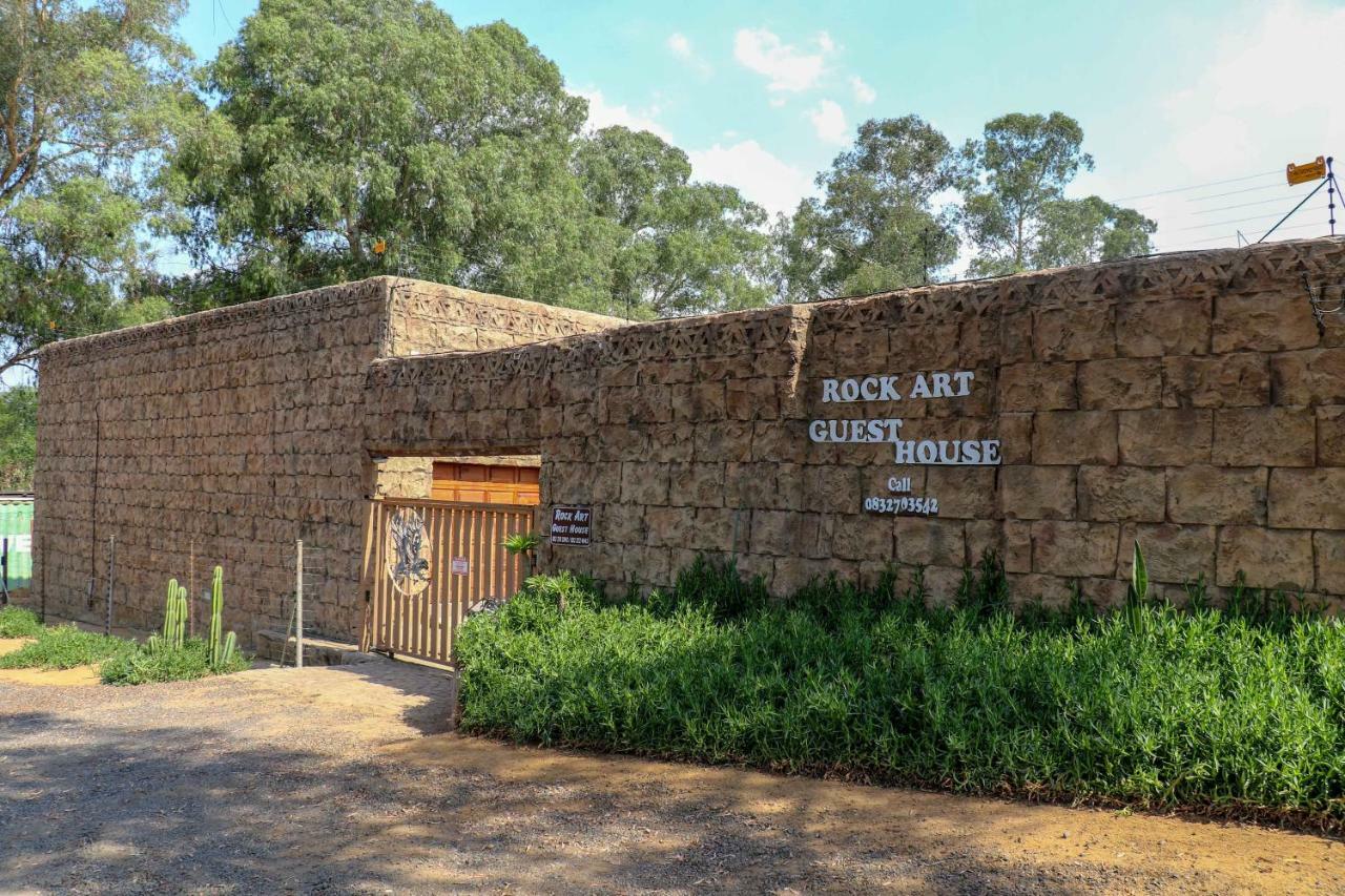 Rock Art Guesthouse Witbank Esterno foto
